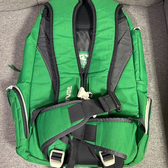 Dakine Mission Backpack - Picture 8 of 9